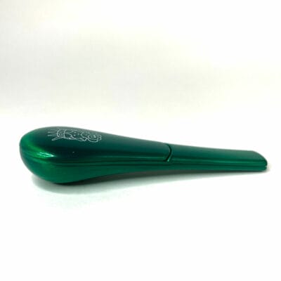 Pocket Pipe with Magnetic Cover - Green